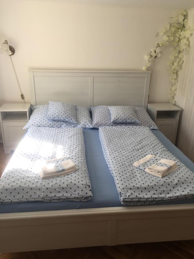 Roubenka Doubravice Villa Hrubá Skála Eksteriør billede